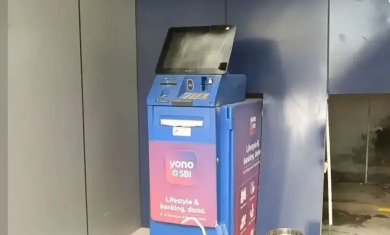 SBI ATM looted in Bihar, Robbers uprooted ATM and Fled