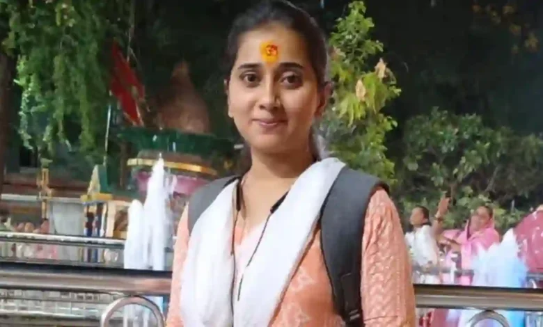 ICICI Bank Female Employee found dead in Indore; body found burnt in kitchen