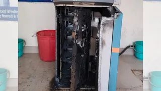ATM Robbery in IDBI Bank in Madhubani Bihar