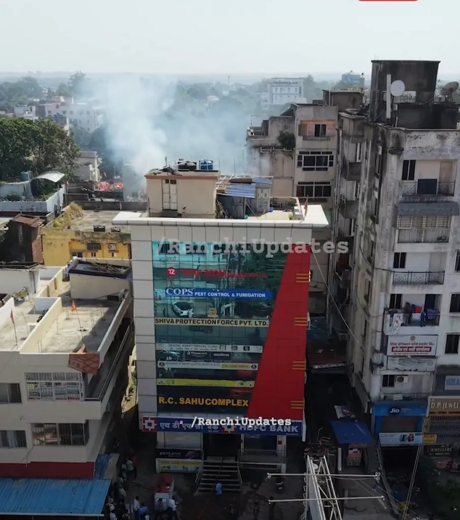 Fire Breaks Out at HDFC Bank Building in Ranchi