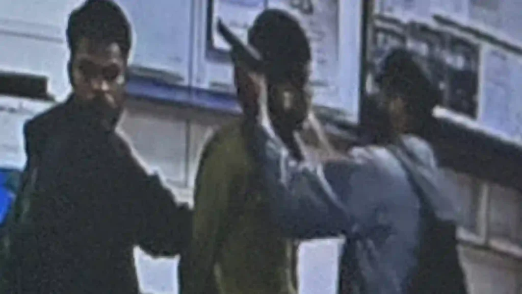 Canara Bank Robbery in Jamshedpur: Police Release Suspects’ Video, Announce ₹2 Lakh Reward for Each Criminal