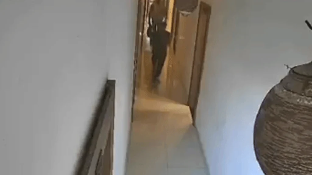 Bank Manager’s Wife Dies After Falling at Jhansi Hotel, Father Alleges Murder